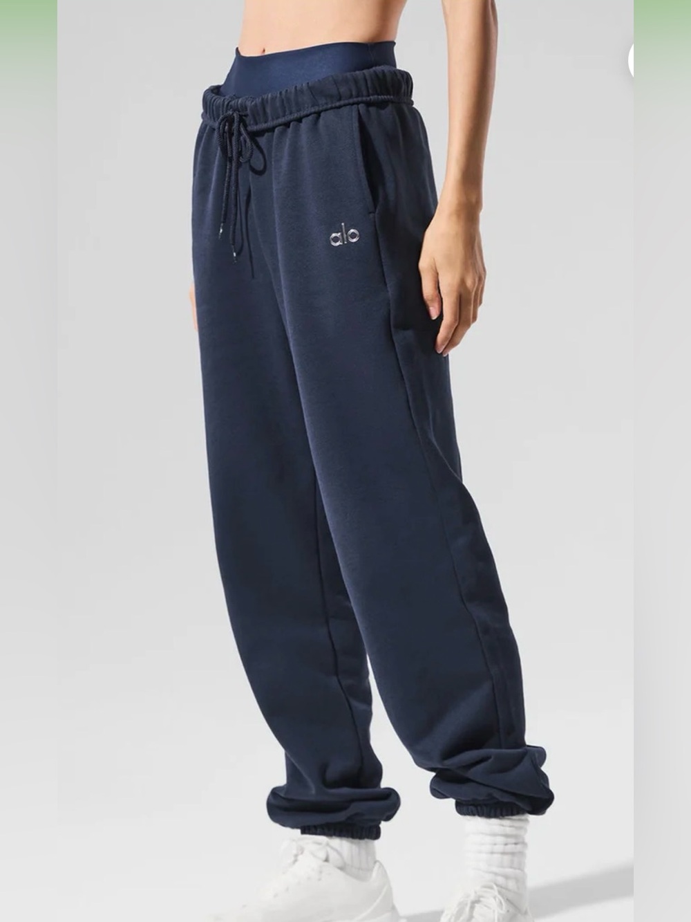 Alo Yoga Accolade Sweatpants